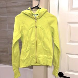 Lululemon Hoodie size 2 - beautiful lime color!!! Perfect for fall!